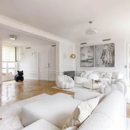 Ac Eiffel Tower Luxury 250 M 3 Bedrooms *