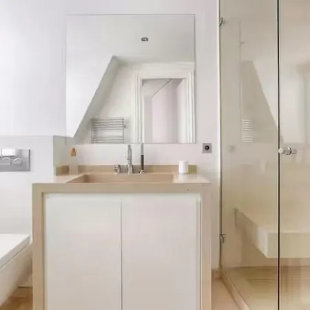 Ac Eiffel Tower Luxury 250 M 3 Bedrooms *