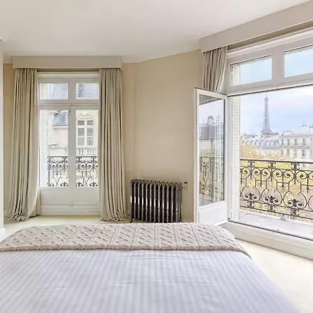 Ac Eiffel Tower Luxury 250 M 3 Bedrooms Villa Paris